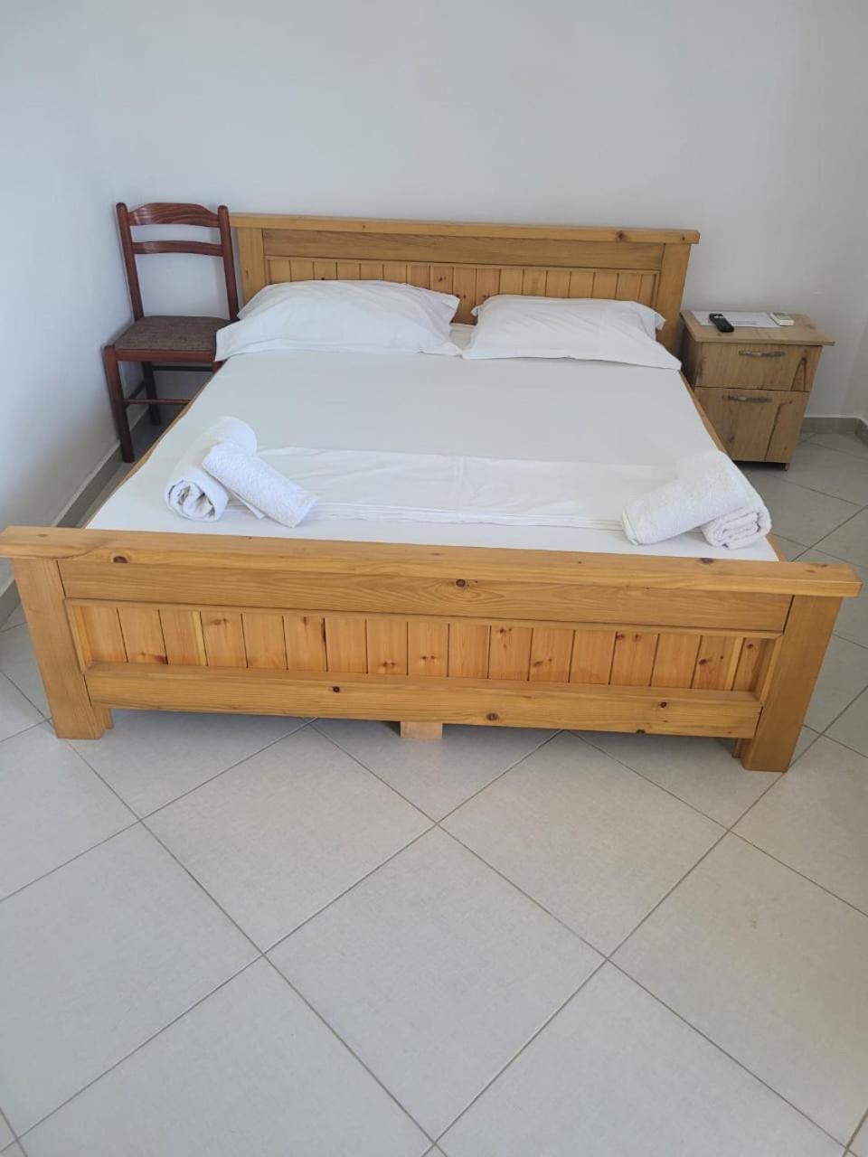 Vila Bedro Sarandë エクステリア 写真