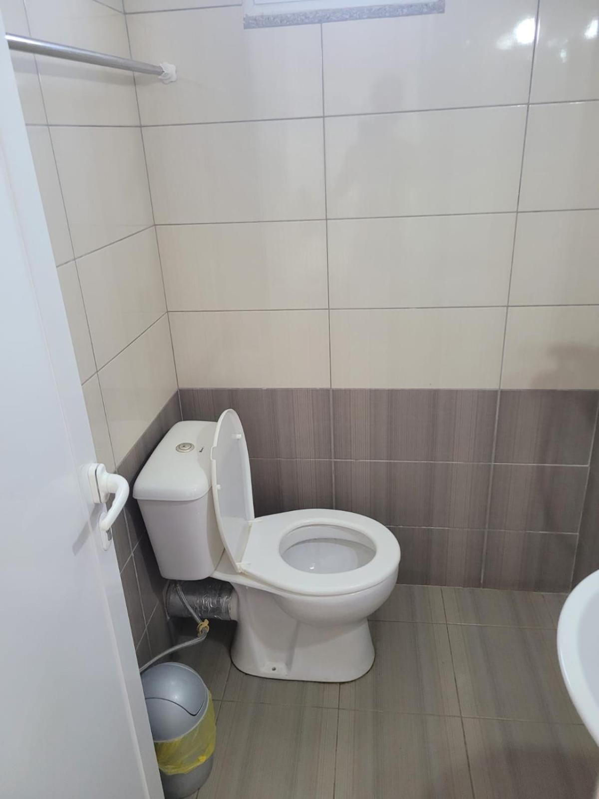 Vila Bedro Sarandë エクステリア 写真